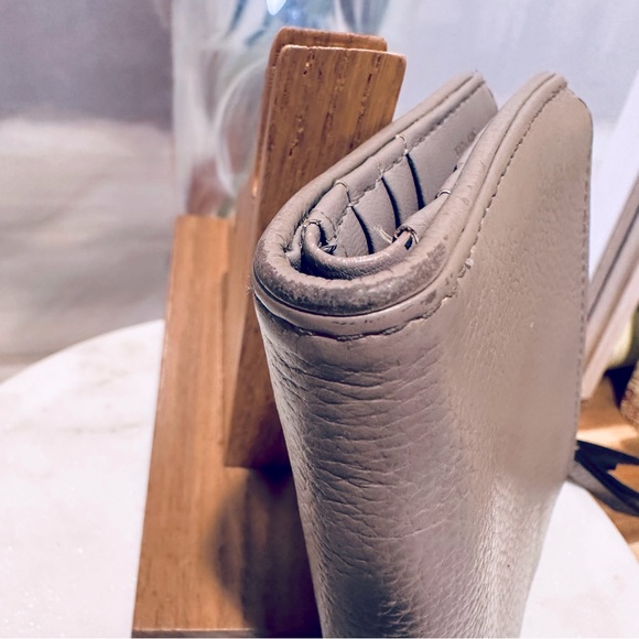 Kate Spade - Larchmont Avenue wallet, - small malea, in Cityscape Taupe - Picture 4 of 12